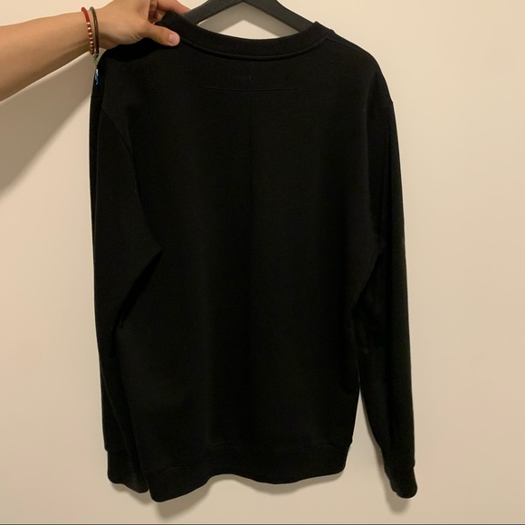 Givenchy sweater - Picture 2 of 8